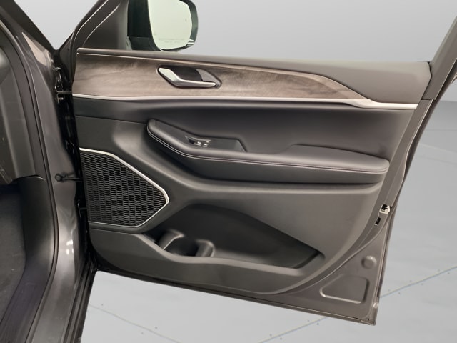 2026 Jeep Grand Cherokee Limited - Photo 24