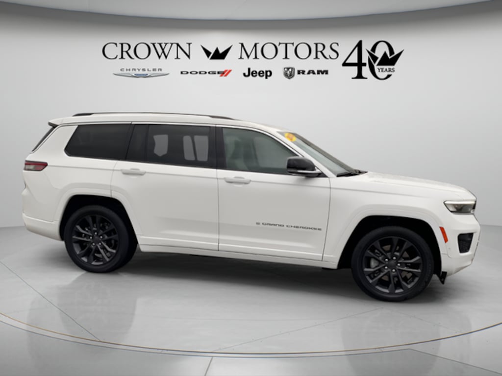 Used 2023 Jeep Grand Cherokee Overland SUV