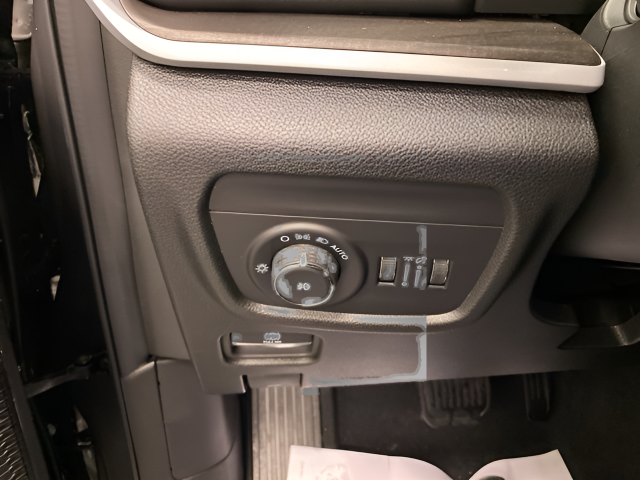 2026 Jeep Grand Cherokee Limited - Photo 17