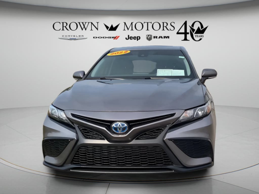 Used 2022 Toyota Camry Hybrid SE Sedan