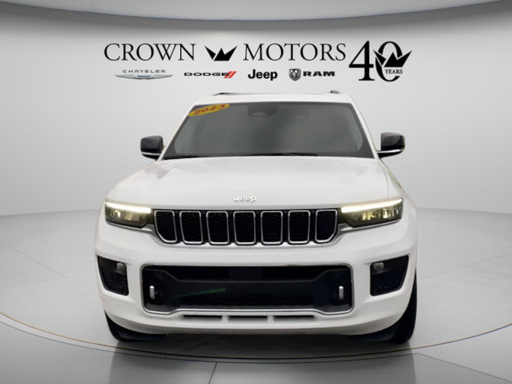 Used 2023 Jeep Grand Cherokee Overland SUV
