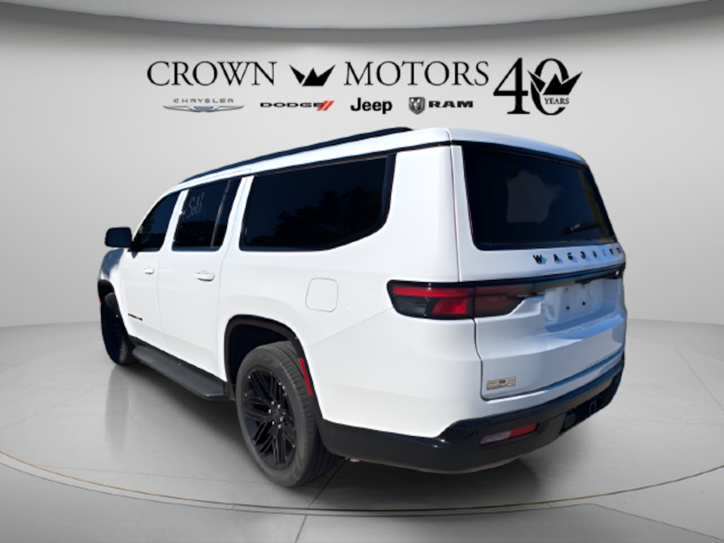 Used 2025 Jeep Wagoneer L Series II SUV