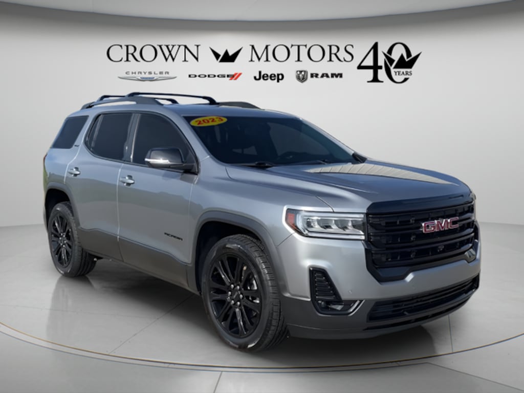 Used 2023 GMC Acadia SLT SUV