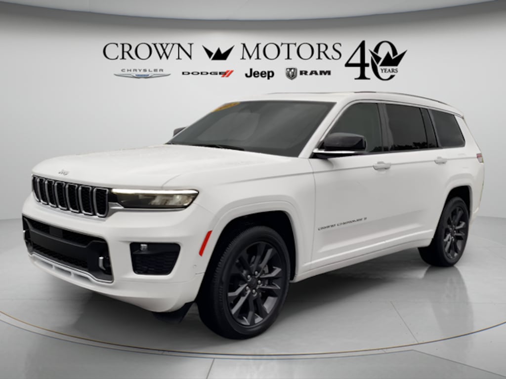 Used 2023 Jeep Grand Cherokee Overland SUV