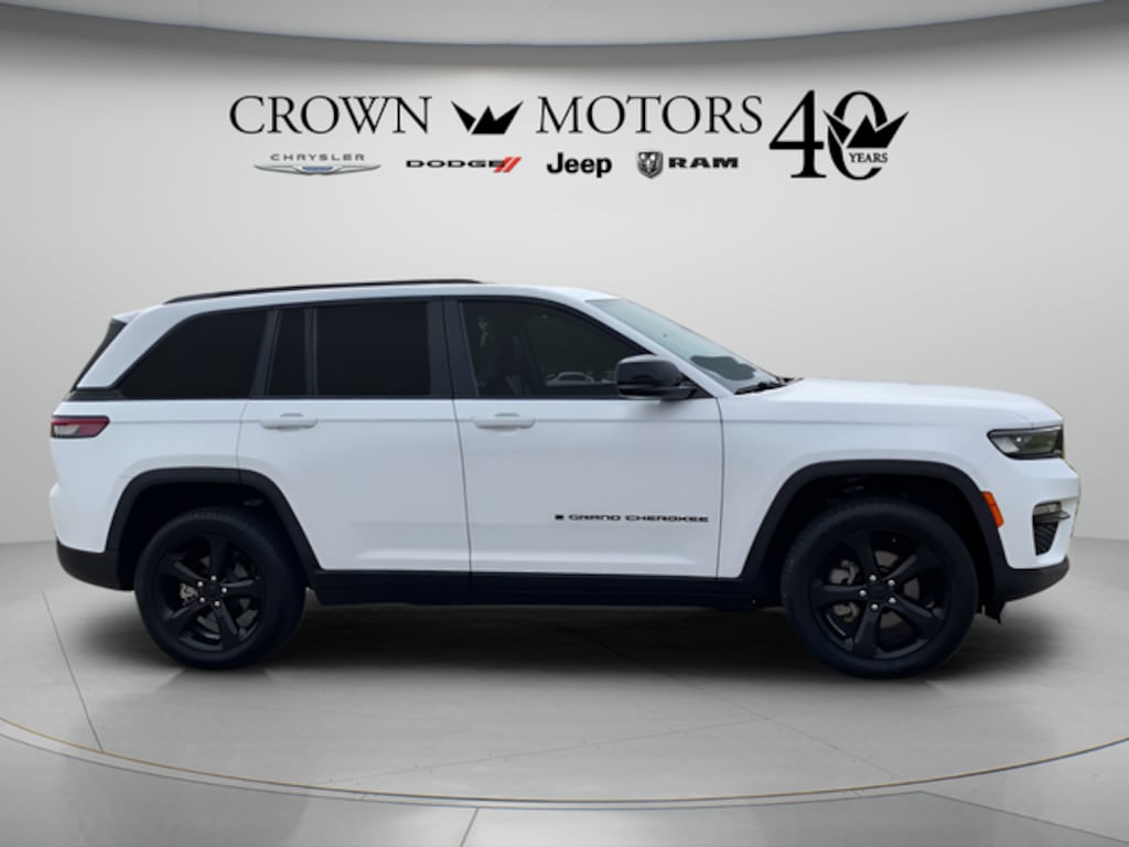 Used 2023 Jeep Grand Cherokee Limited SUV