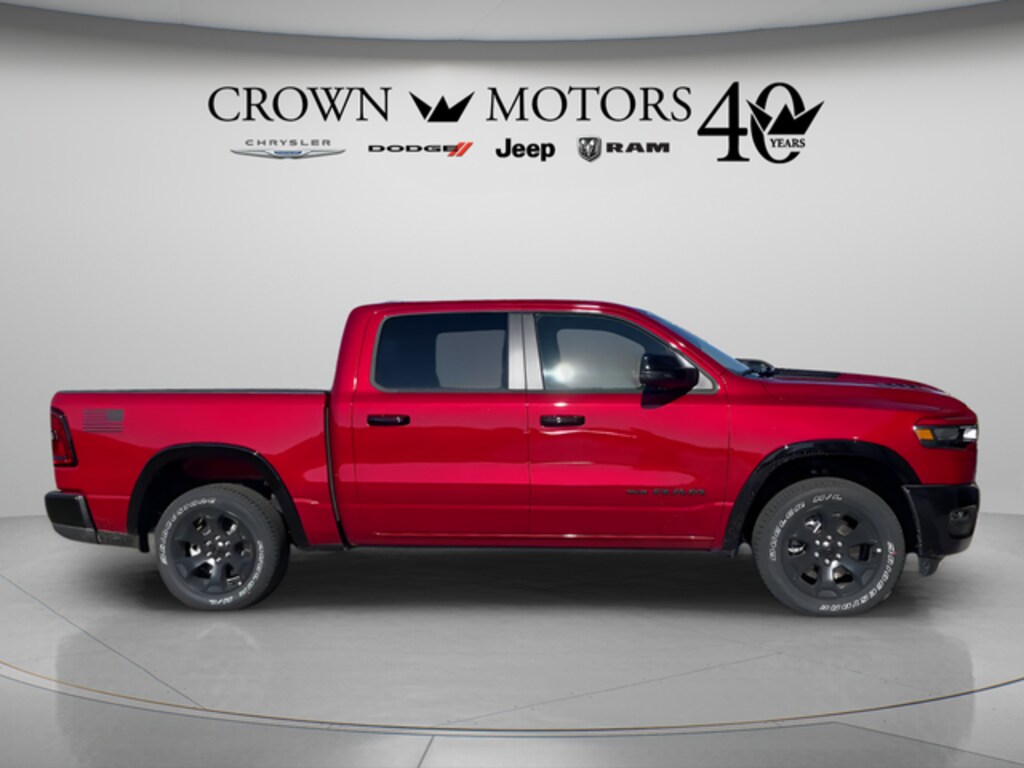 New 2026 Ram 1500 BIG HORN CREW CAB 4X4 5'7 BOX Pickup