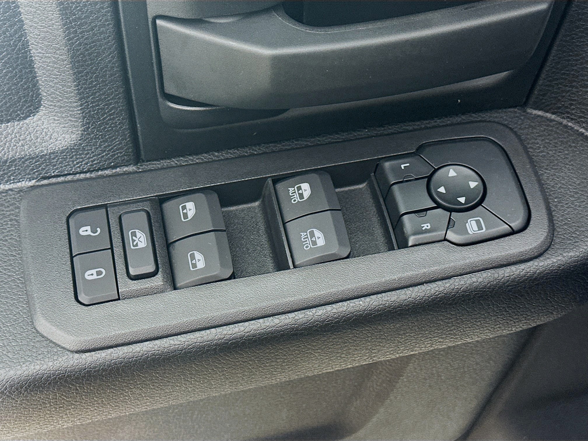 2026 RAM 3500 Chassis Tradesman - Photo 21