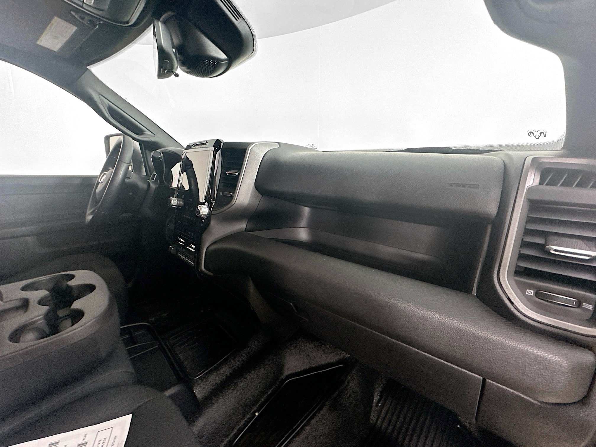 2026 RAM 3500 Chassis Tradesman - Photo 34