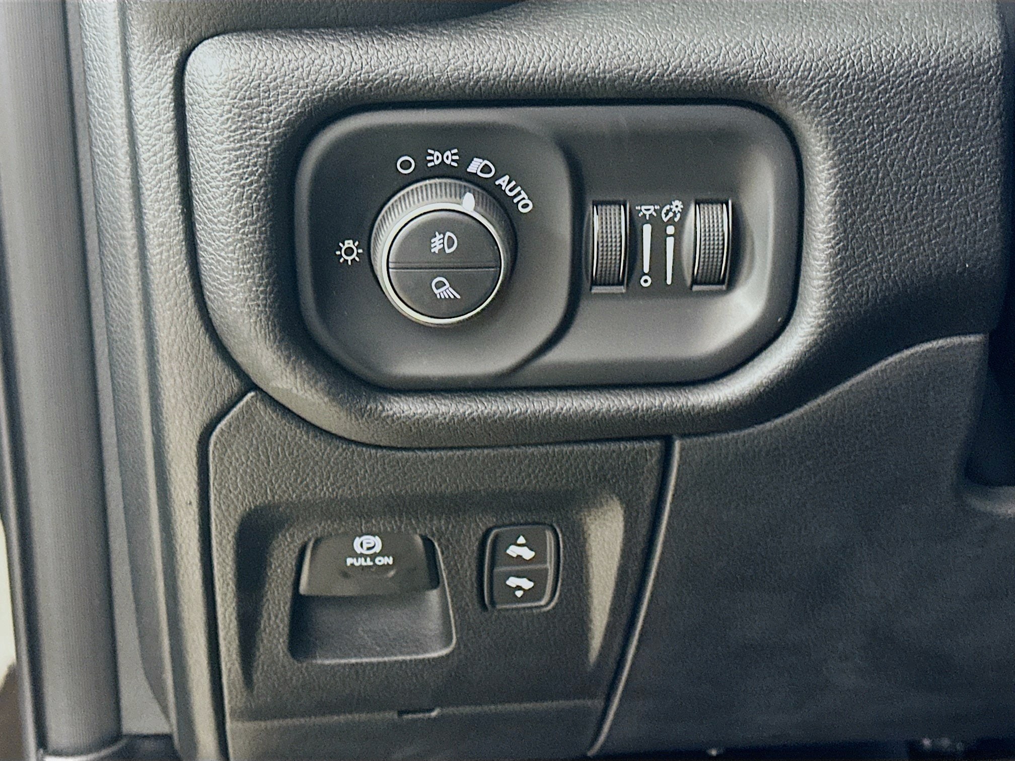 2026 RAM 1500 Big Horn/Lone Star - Photo 10