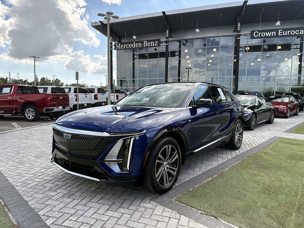 Used 2025 CADILLAC Lyriq Sport SUV