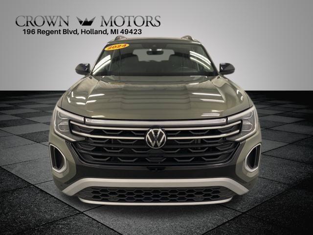 Used 2024 Volkswagen Atlas 2.0T Peak Edition SE w/Technology SUV
