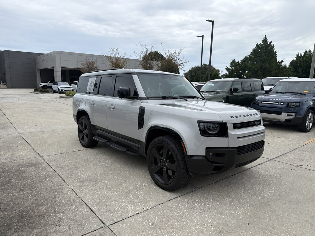 Used 2026 Land Rover Defender 130 X-Dynamic SE SUV