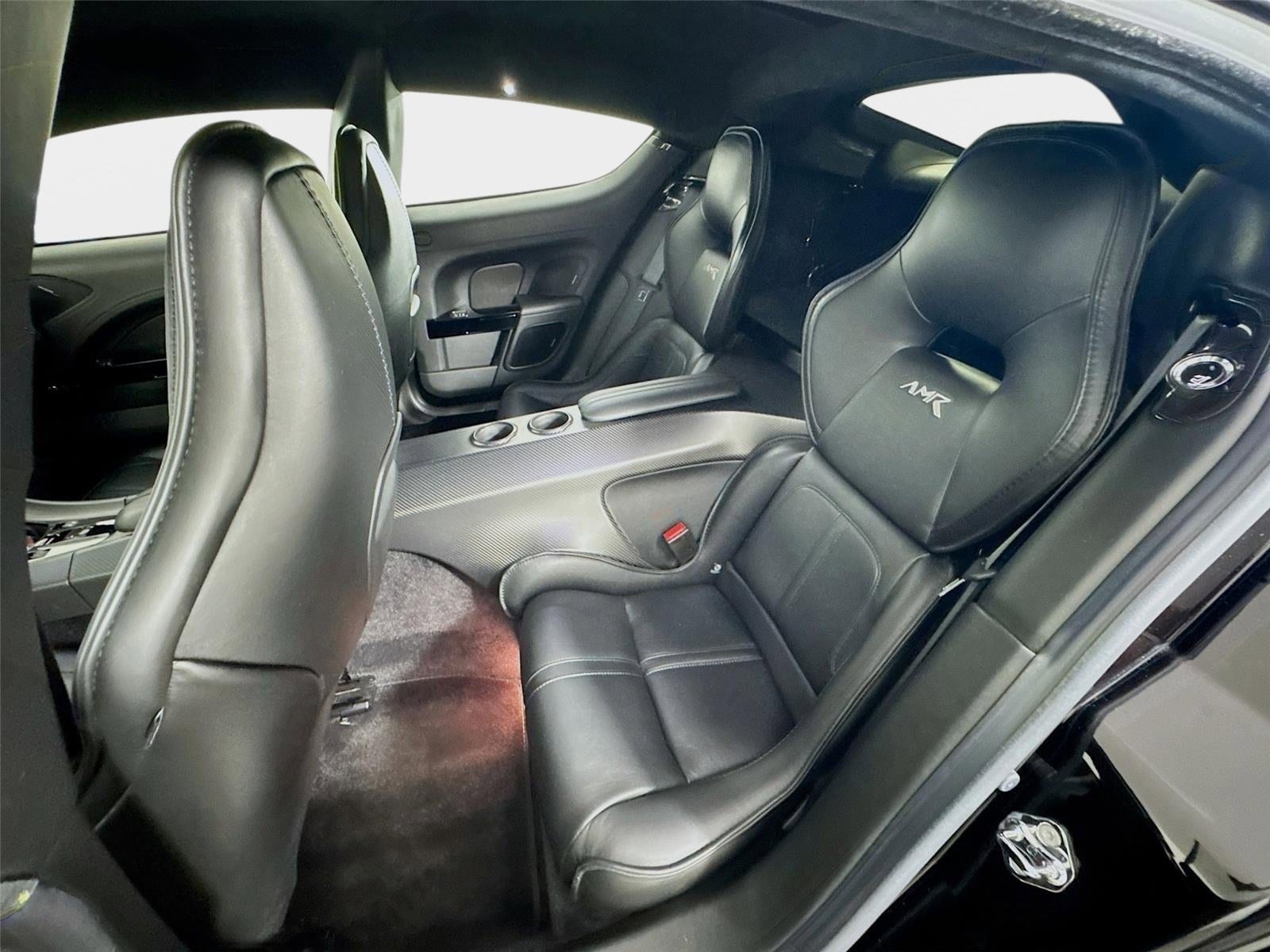 2019 Aston Martin Rapide - Photo 23