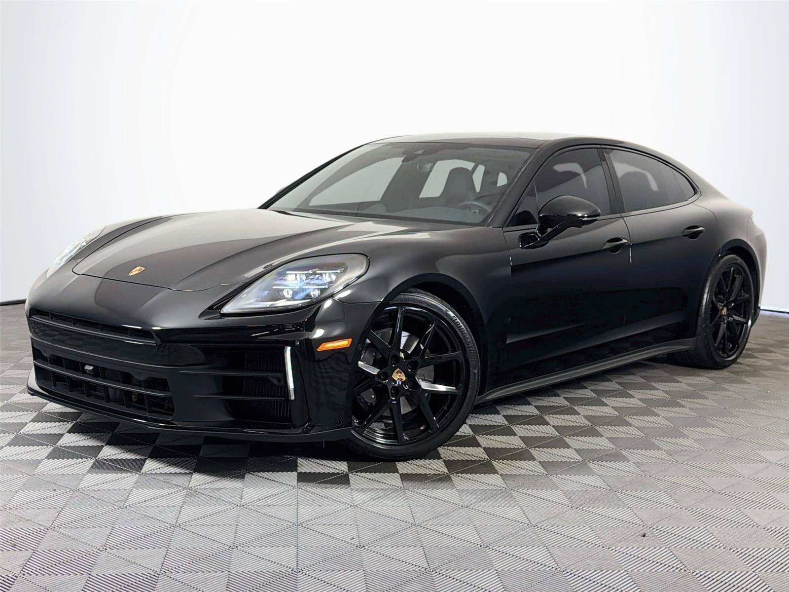 2025 Porsche Panamera