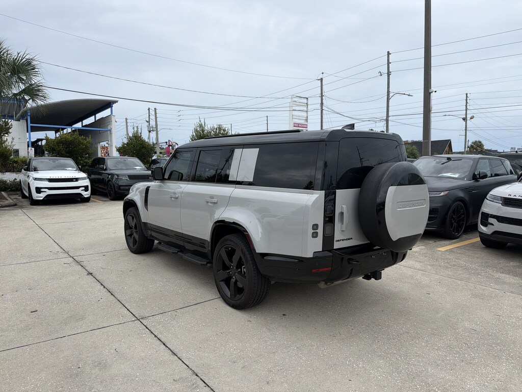 Used 2026 Land Rover Defender 130 X-Dynamic SE SUV