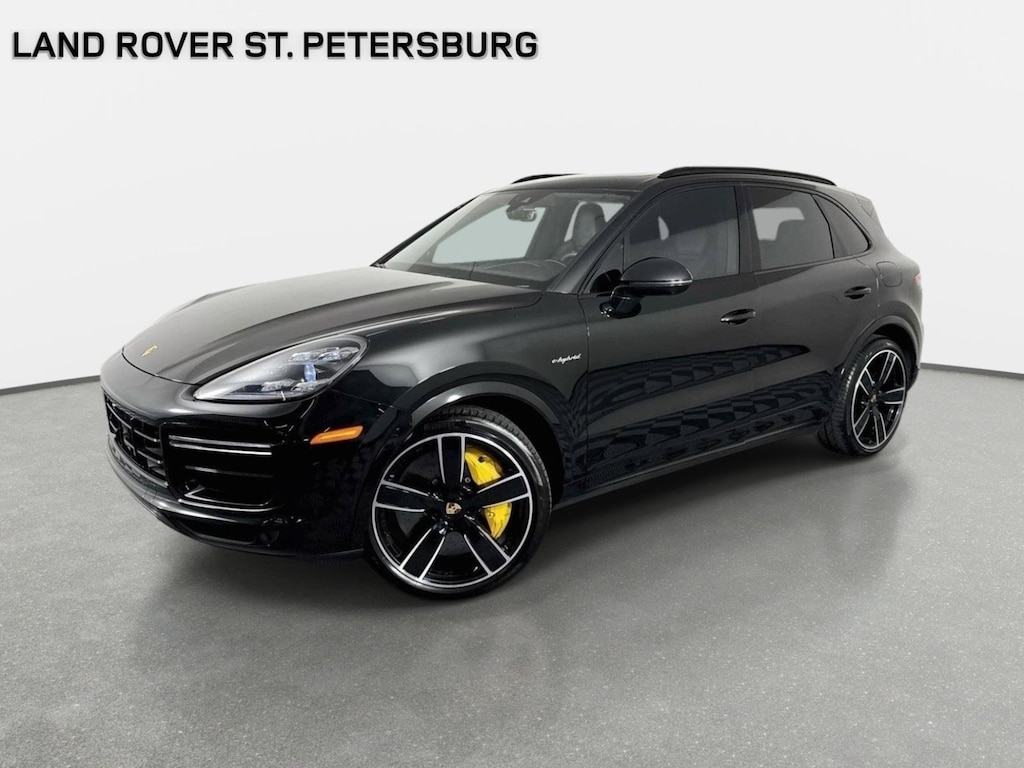 Used 2023 Porsche Cayenne E-Hybrid Turbo S SUV