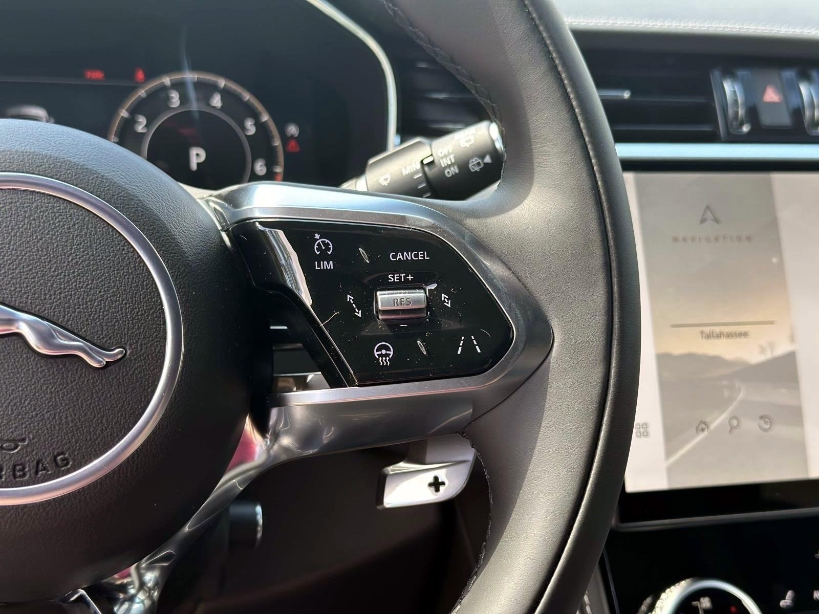 2026 Jaguar F-Pace R-Dynamic S - Photo 25