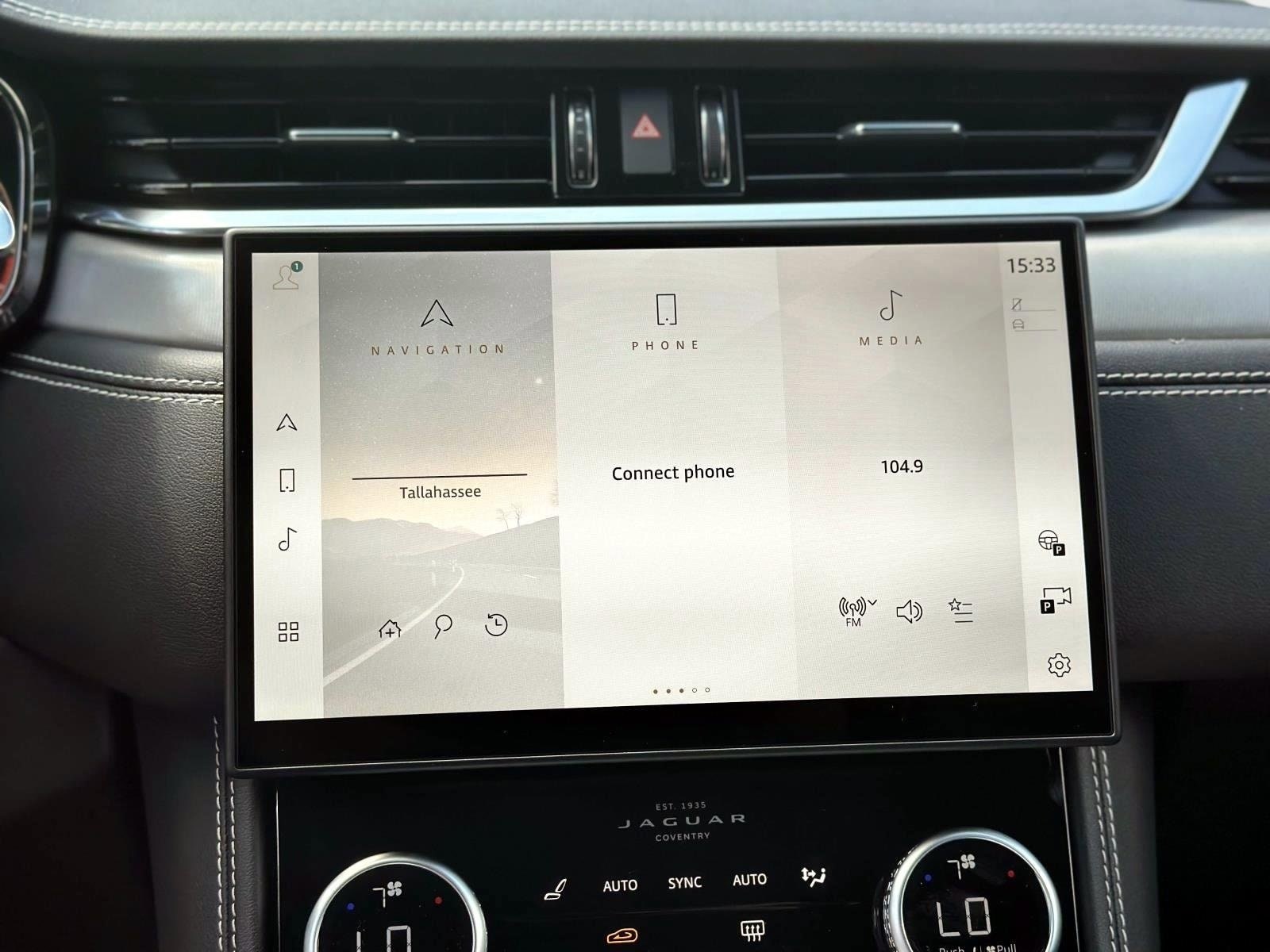 2026 Jaguar F-Pace R-Dynamic S - Photo 19