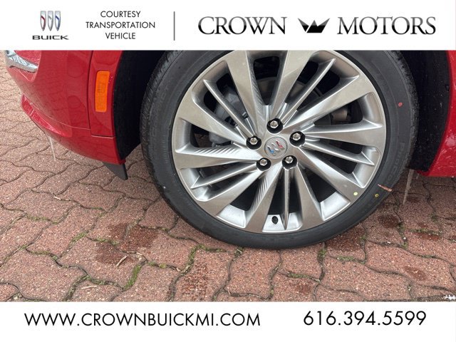 Used 2026 Buick Envision Avenir SUV