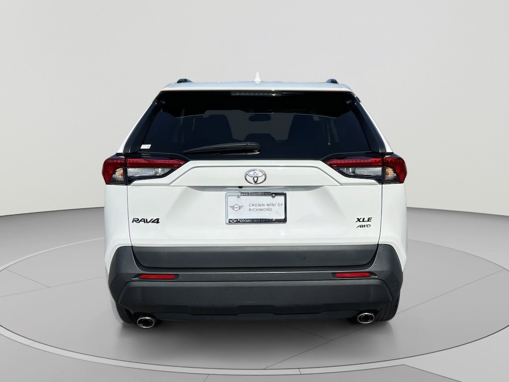 Used 2022 Toyota RAV4 XLE SUV