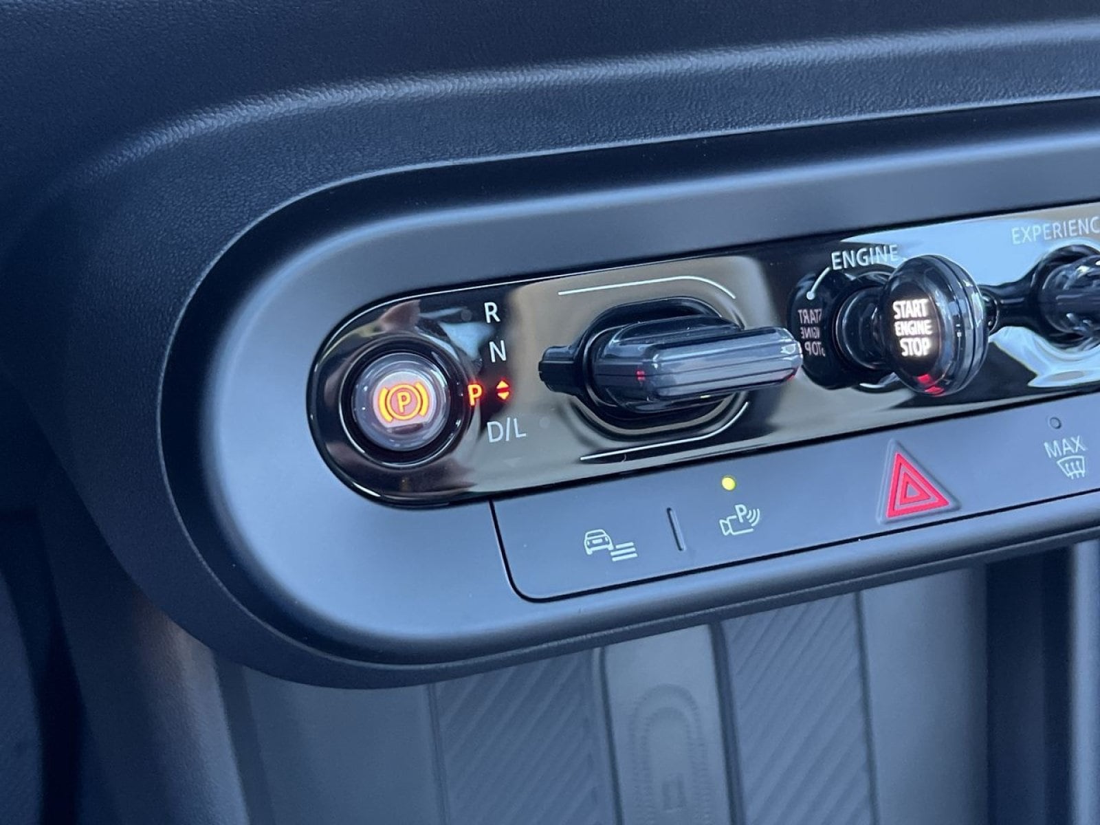 2026 MINI Hardtop 2 Door Base - Photo 19