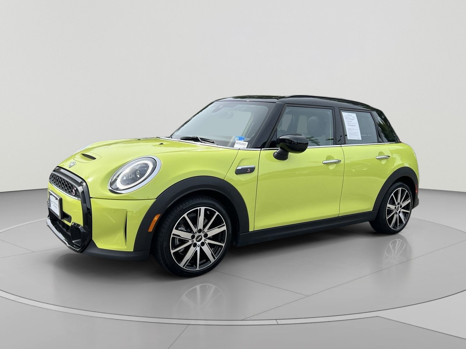2024 MINI Hardtop 4 Door