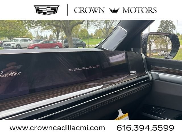 2026 Cadillac Escalade ESV Luxury - Photo 18
