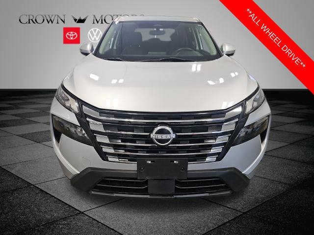 Used 2024 Nissan Rogue SV SUV