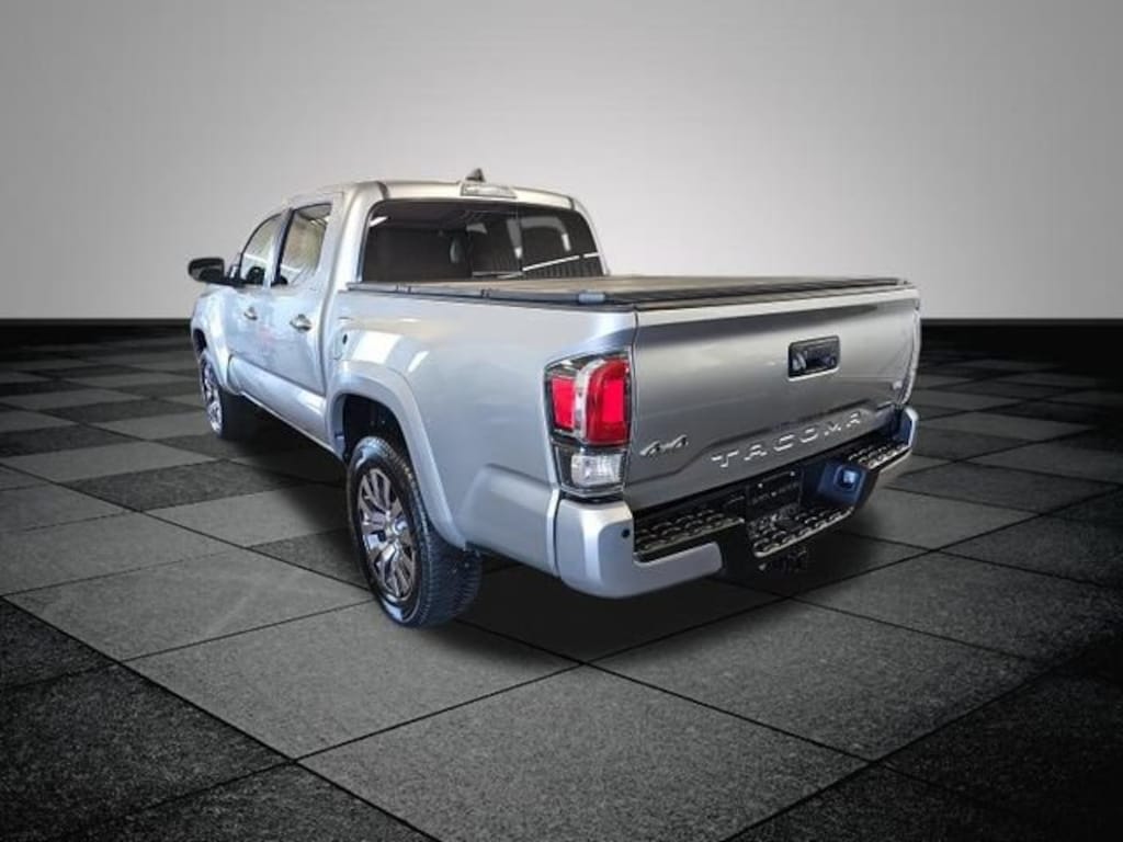 Used 2022 Toyota Tacoma Limited Truck Double Cab