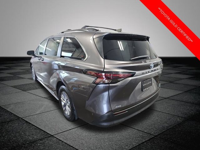 Used 2023 Toyota Sienna XLE Van Passenger Van