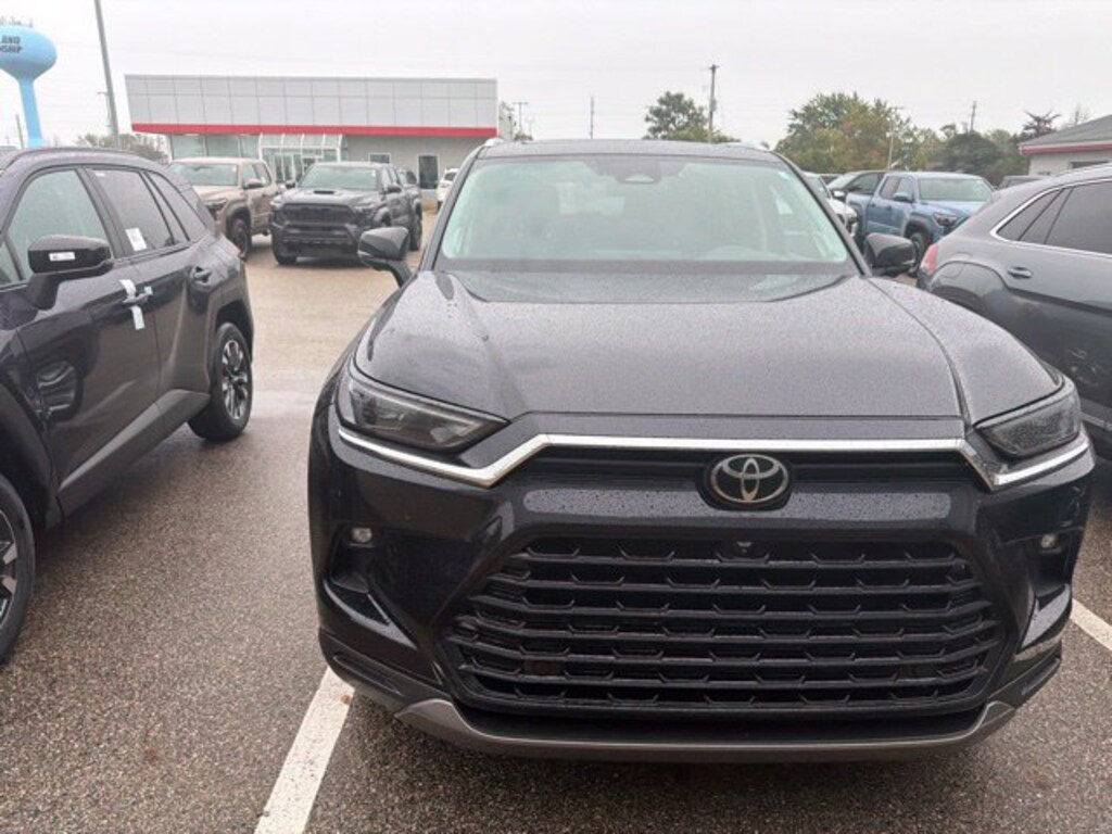 Used 2024 Toyota Grand Highlander Platinum SUV