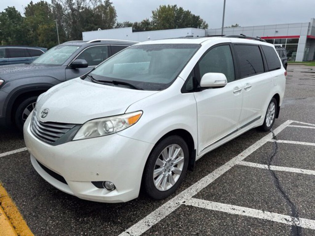 Used 2013 Toyota Sienna Limited Van