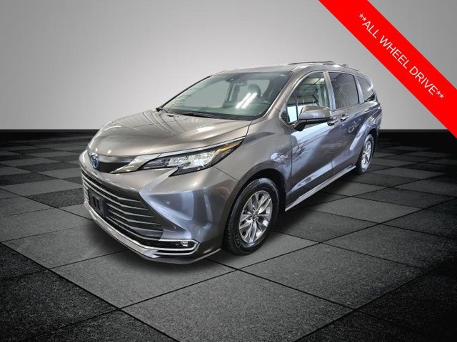 Used 2023 Toyota Sienna XLE Van Passenger Van