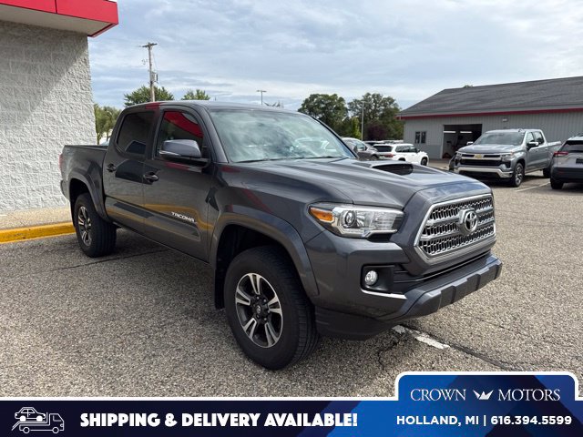 2017 Toyota Tacoma TRD Sport 4WD photo