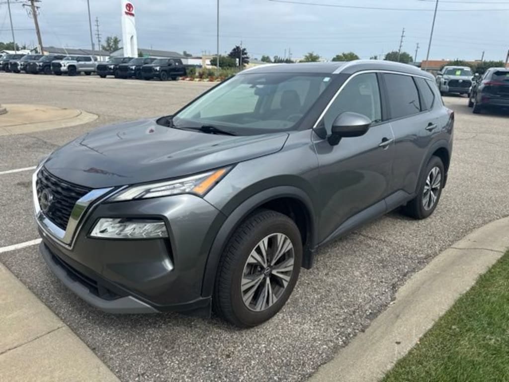 Used 2023 Nissan Rogue SV SUV