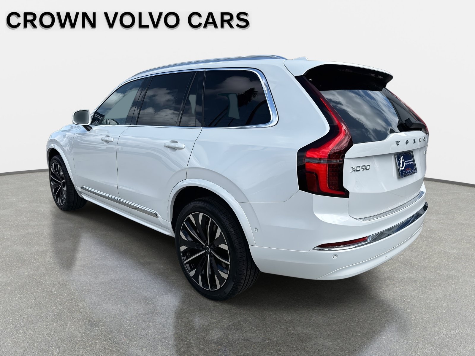 2026 Volvo XC90 Plus - Photo 6