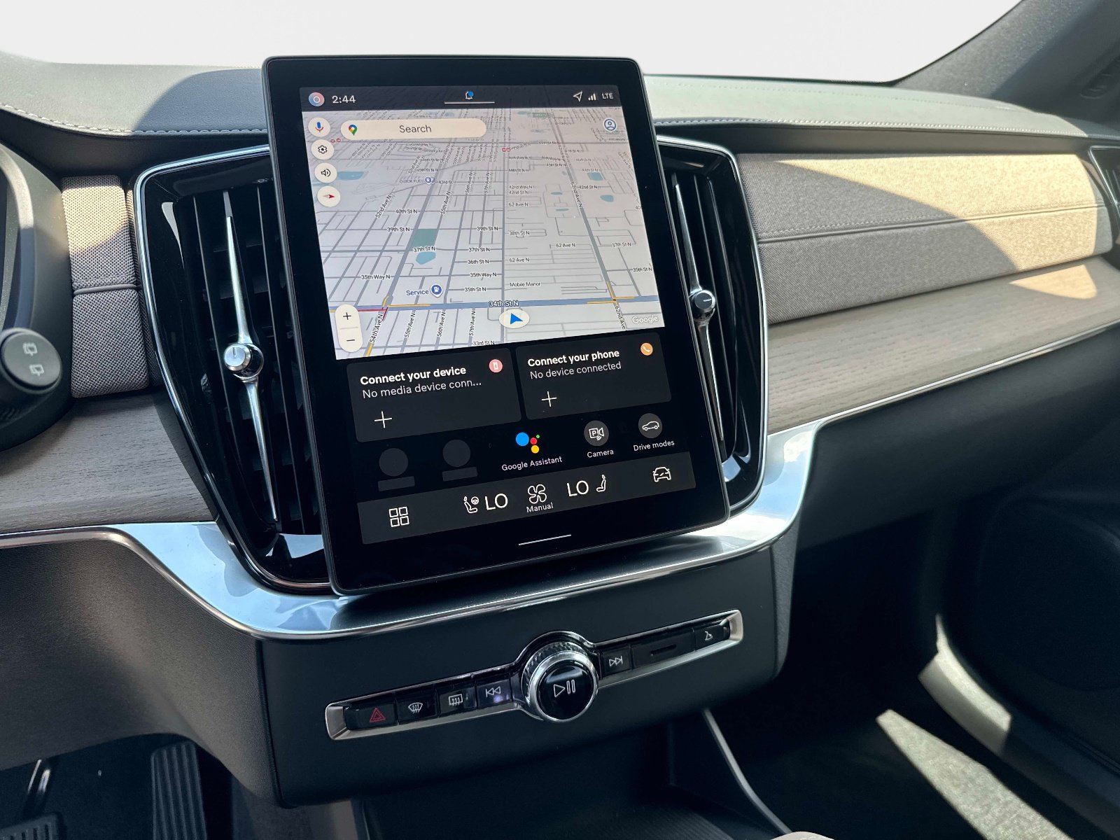 2026 Volvo XC90 Plus - Photo 21
