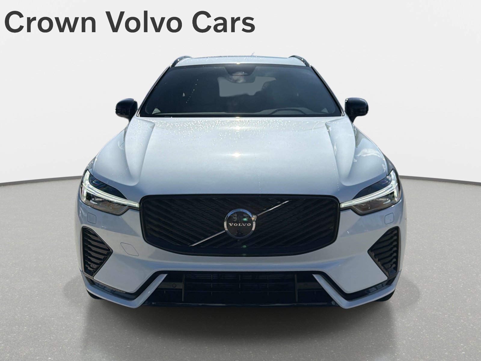 New 2026 Volvo XC60 B5 Plus SUV