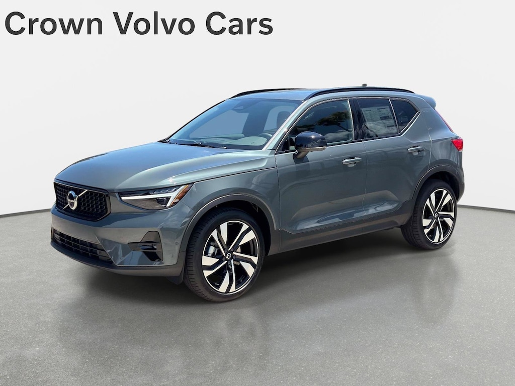 New 2026 Volvo XC40 B5 Plus B5 AWD Plus