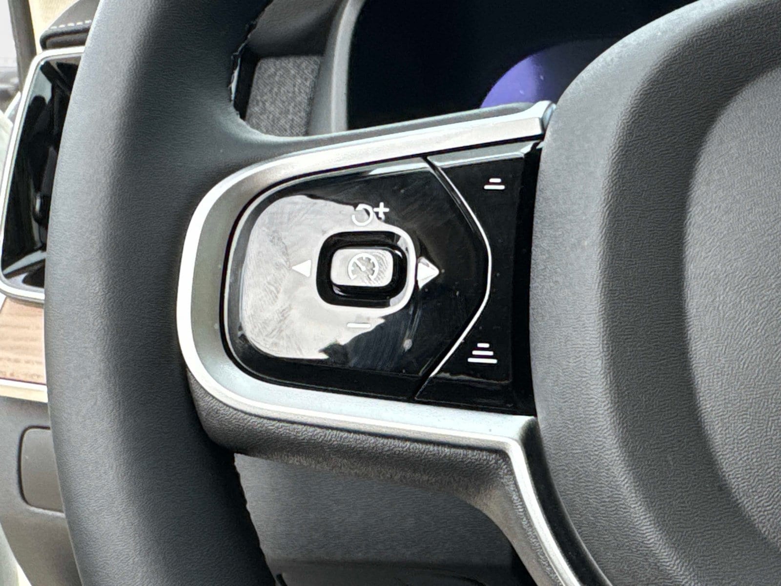 2026 Volvo XC90 Core - Photo 27