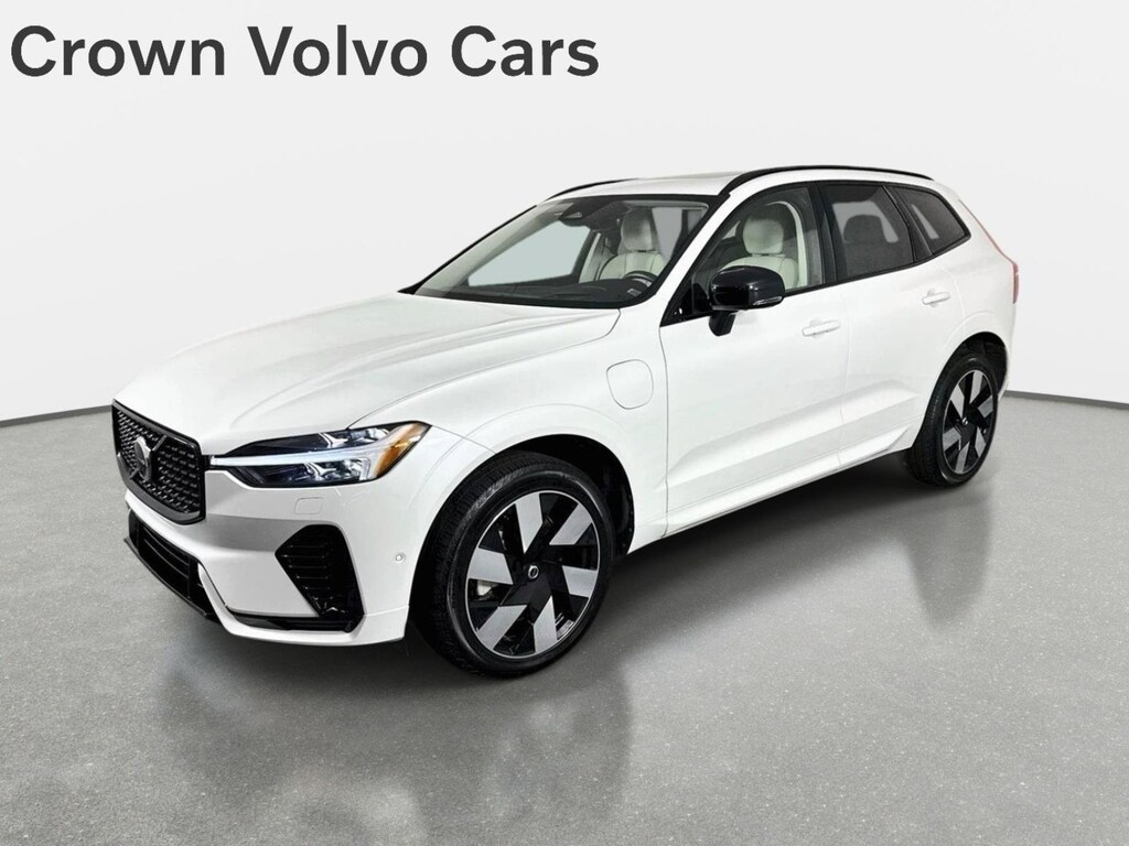Used 2024 Volvo XC60 Recharge Plug-In Hybrid Ultimate Dark Theme T8 eAWD PHEV Ultimate Dark Theme