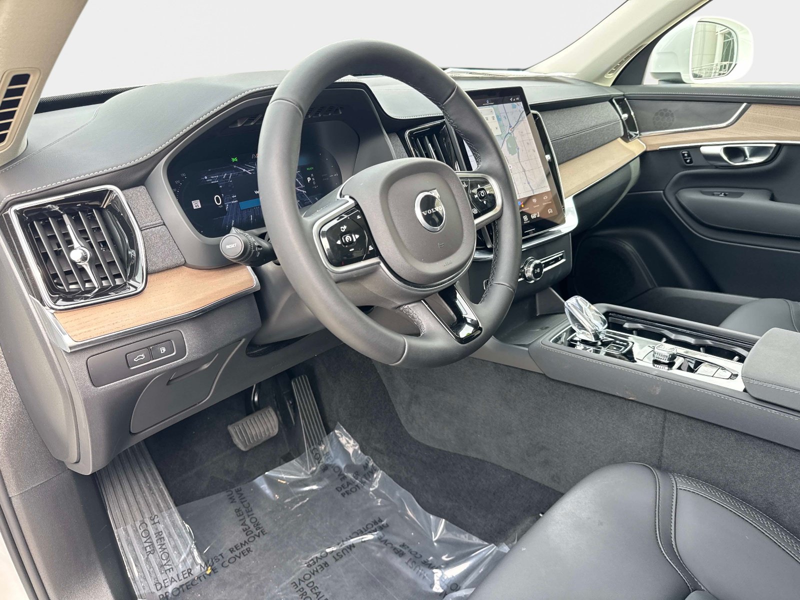 2026 Volvo XC90 Core - Photo 17