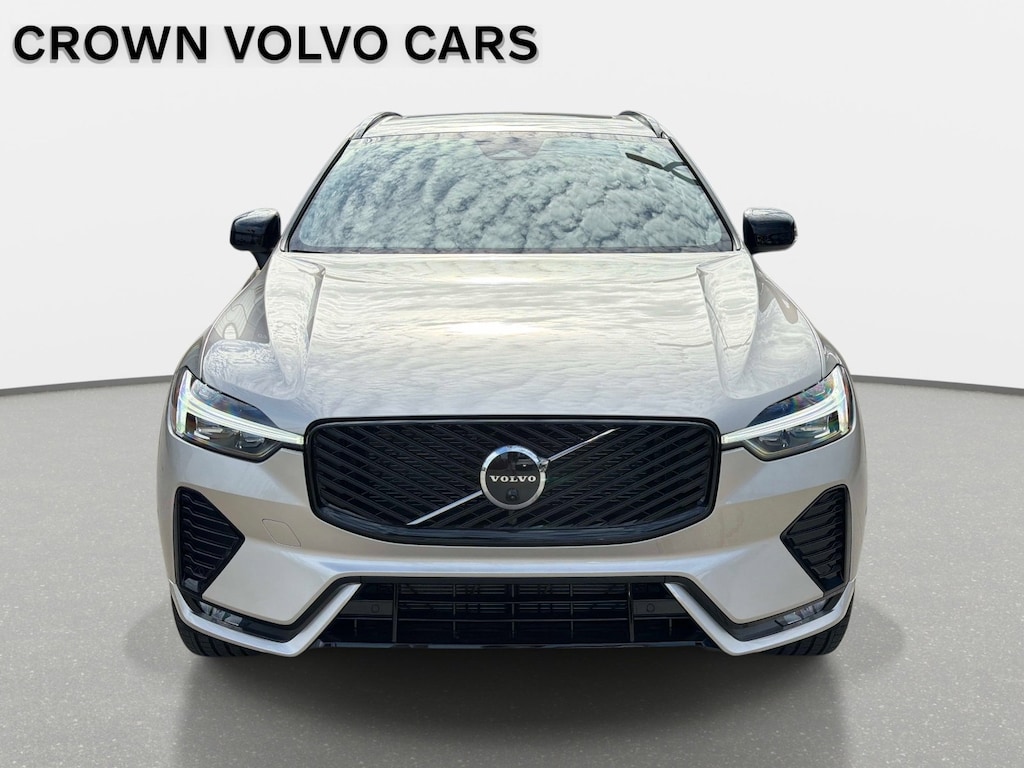 New 2026 Volvo XC60 B5 Plus SUV