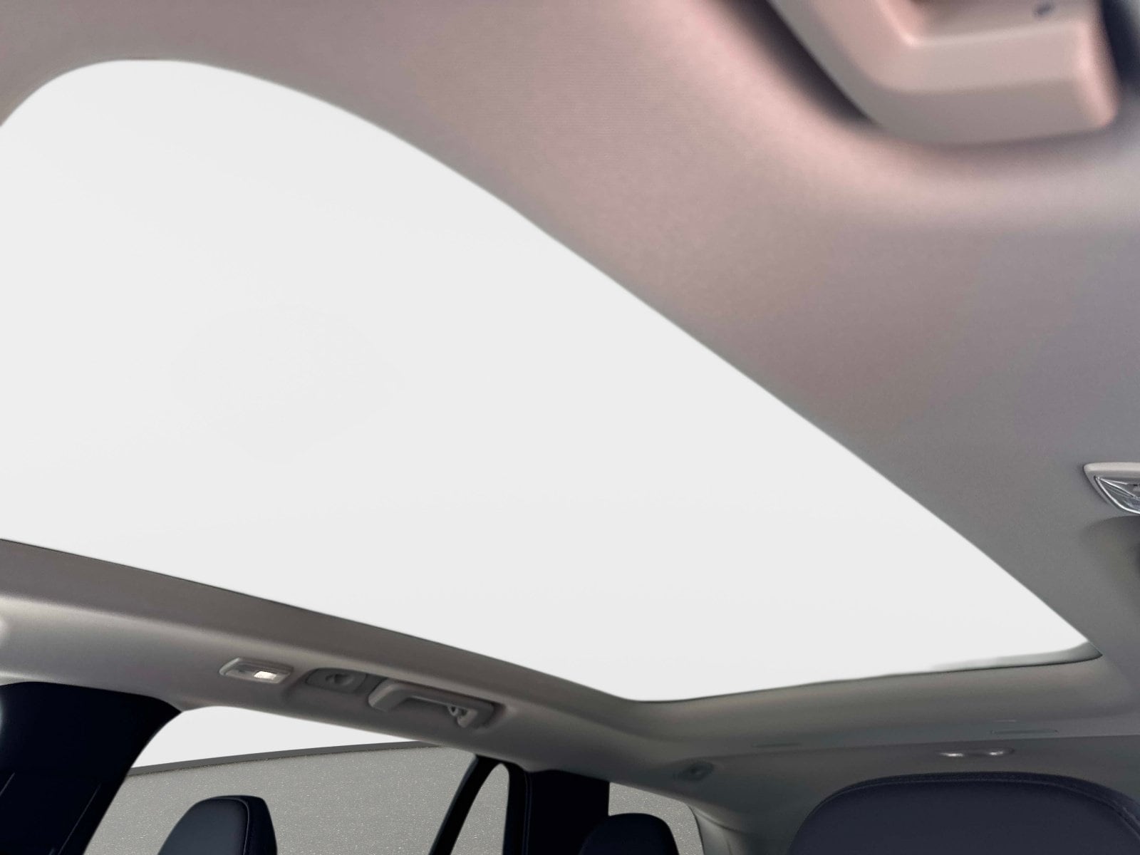2026 Volvo XC90 Core - Photo 16