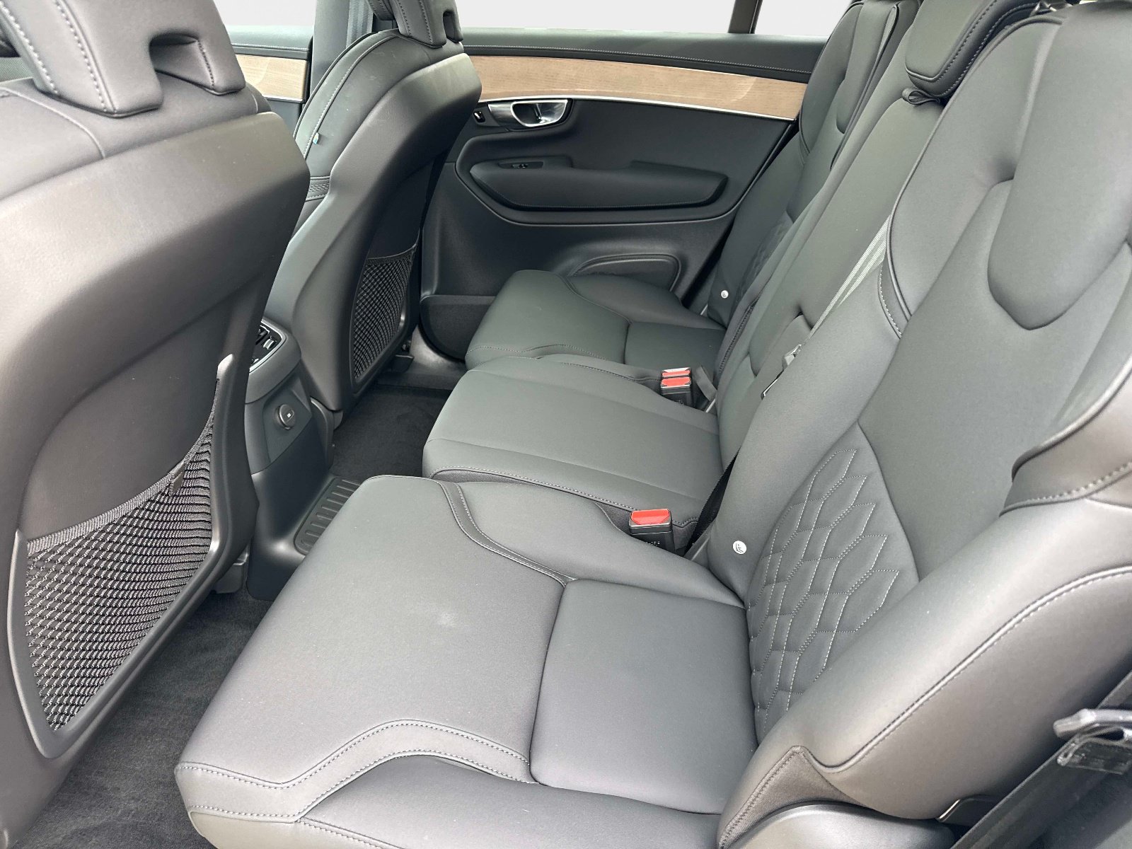 2026 Volvo XC90 Core - Photo 10