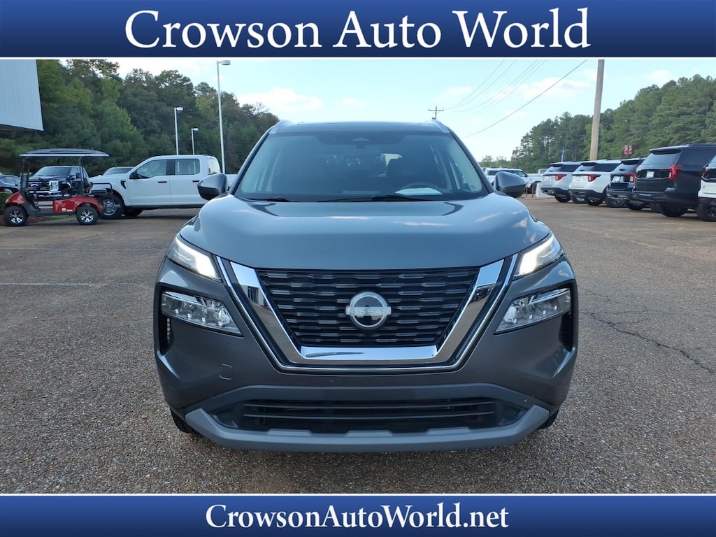 Used 2023 Nissan Rogue SV Sport Utility