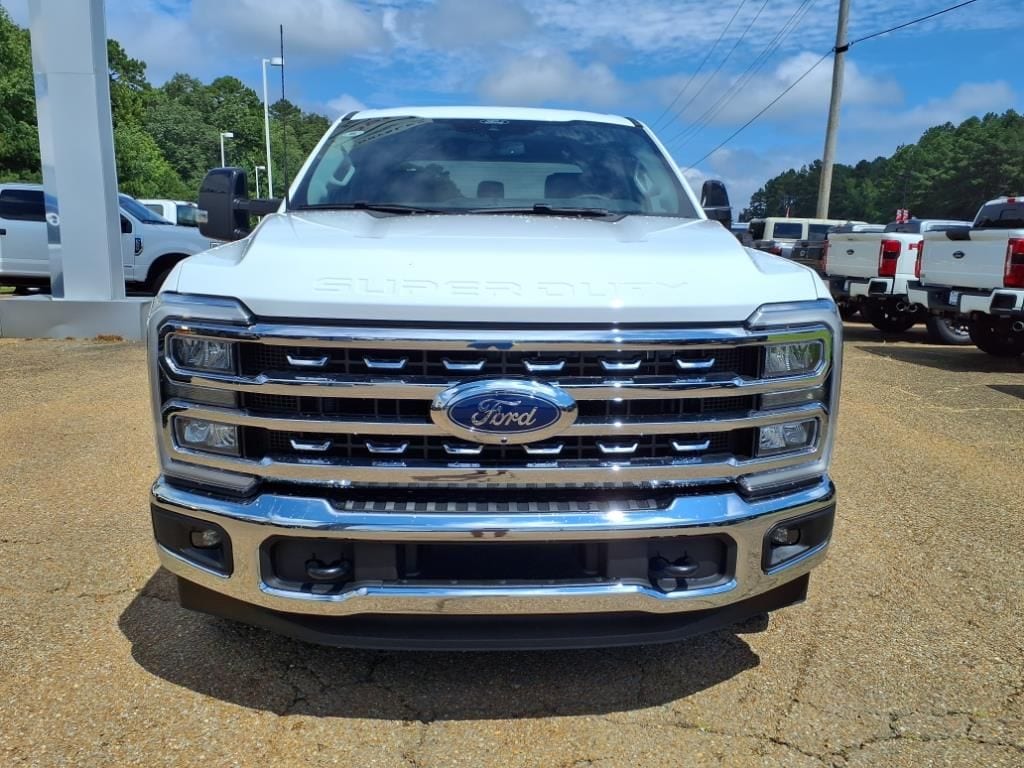 2026 Ford F-350 Super Duty Lariat - Photo 3