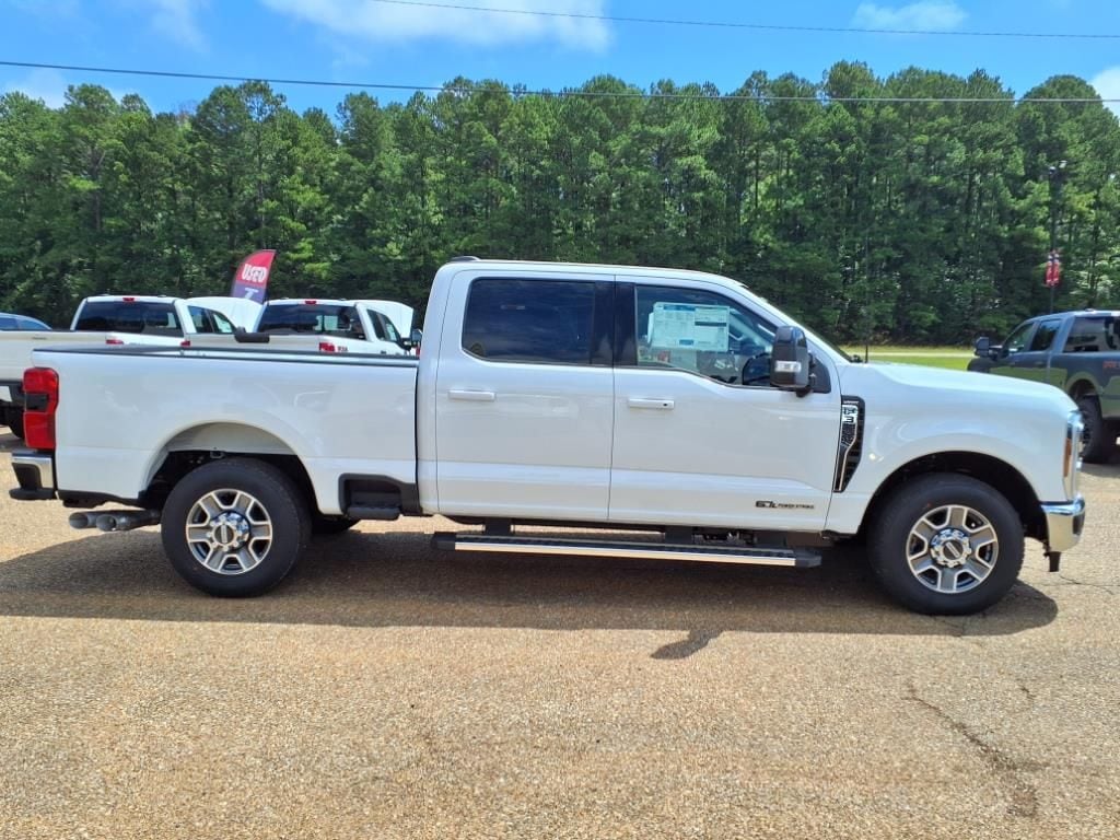 2026 Ford F-350 Super Duty Lariat - Photo 5