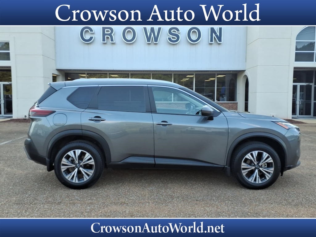 Used 2023 Nissan Rogue SV Sport Utility