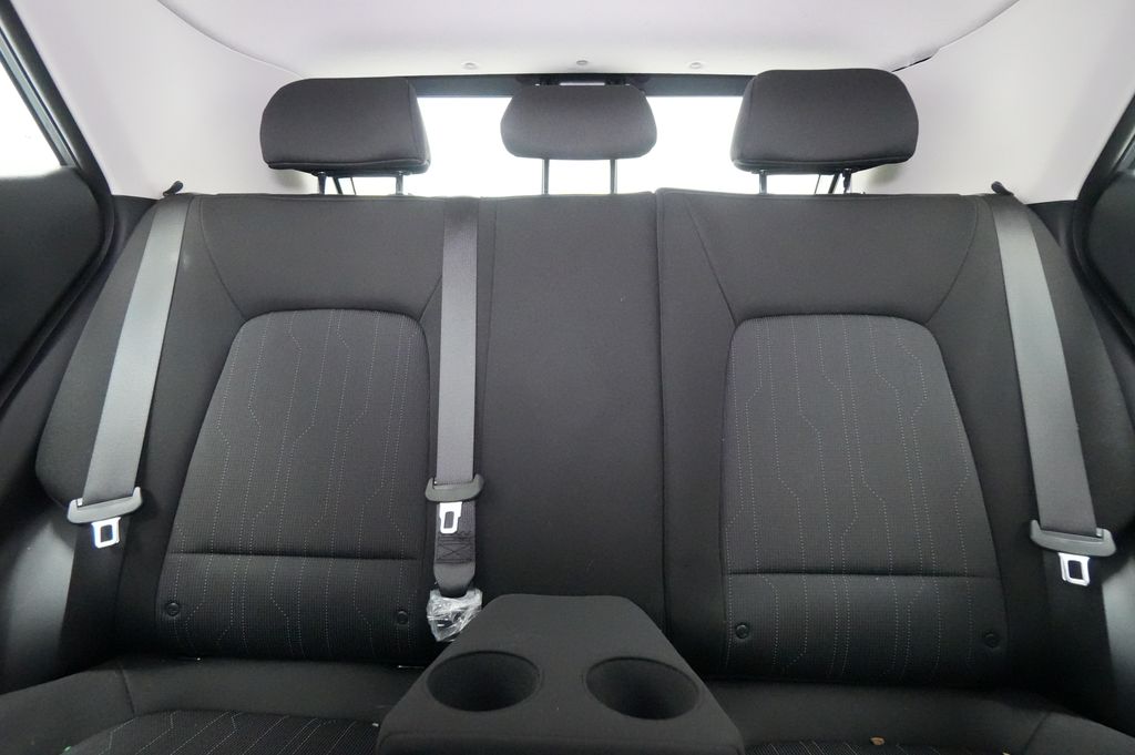 2026 Hyundai Venue SE - Photo 14